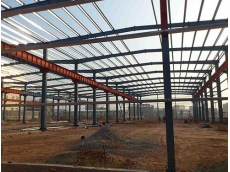 單層鋼結(jié)構(gòu)工業(yè)廠房工程